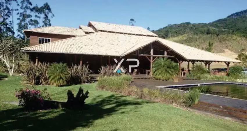 Casa 3 quartos com 1 suíte e 146m² - área rural de tijucas