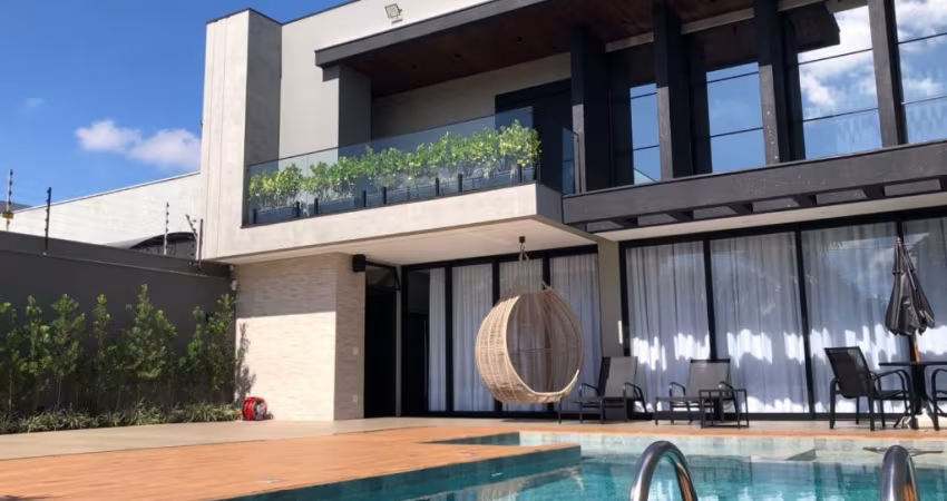 Vendo - Residência Alto padrão com Piscina - Semi-Mobiliada - Jardim Munique - Maringá-PR.