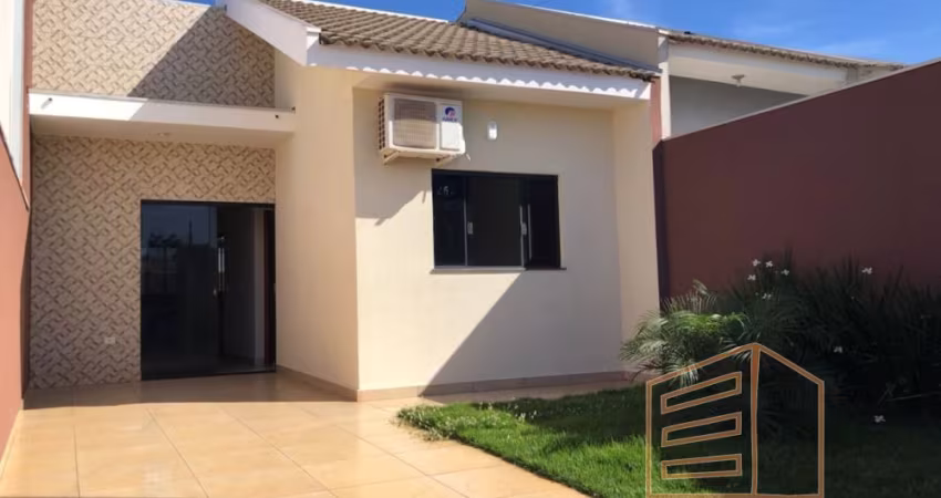 Vendo - Ótima casa 3 quartos - Jardim Itamarati II- Marialva-PR.
