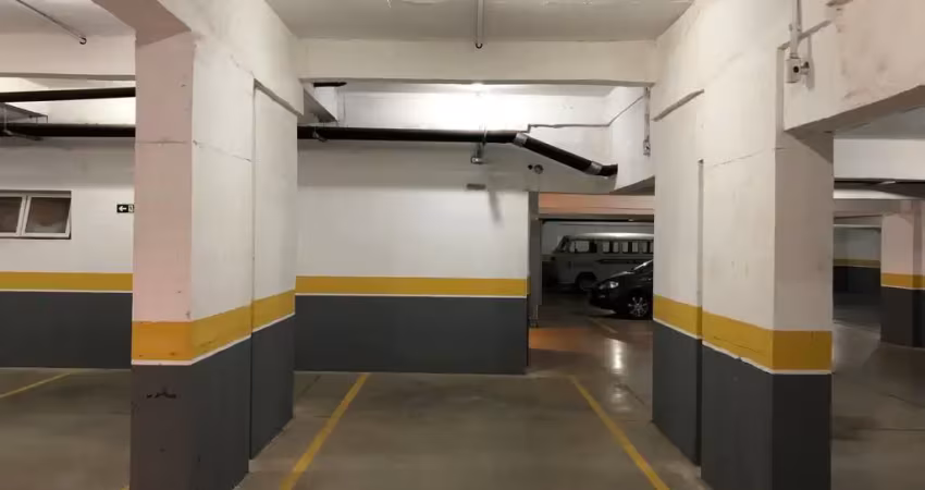 Oferta de venda de Vaga de garagem adicional no Condomínio João Martins Zona 7 Maringá-PR.