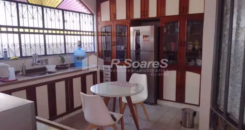 Casa com 3 quartos à venda na Rua Alagoinha, Jardim Sulacap, Rio de Janeiro