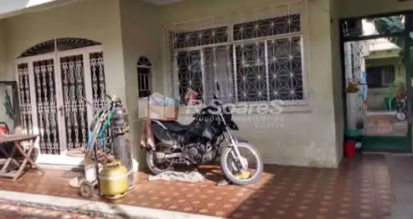 Casa com 3 quartos à venda na Rua Assis Martins, Marechal Hermes, Rio de Janeiro