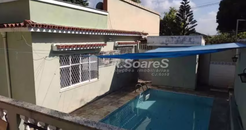 Casa com 3 quartos à venda na Rua Jabitaca, Vila Valqueire, Rio de Janeiro