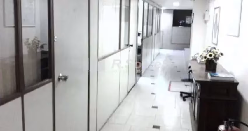 Sala comercial com 24 salas à venda na Rua Riachuelo, Centro, Rio de Janeiro