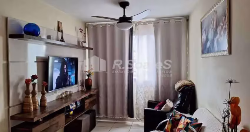Apartamento com 2 quartos à venda na Rua Piraquara, Realengo, Rio de Janeiro