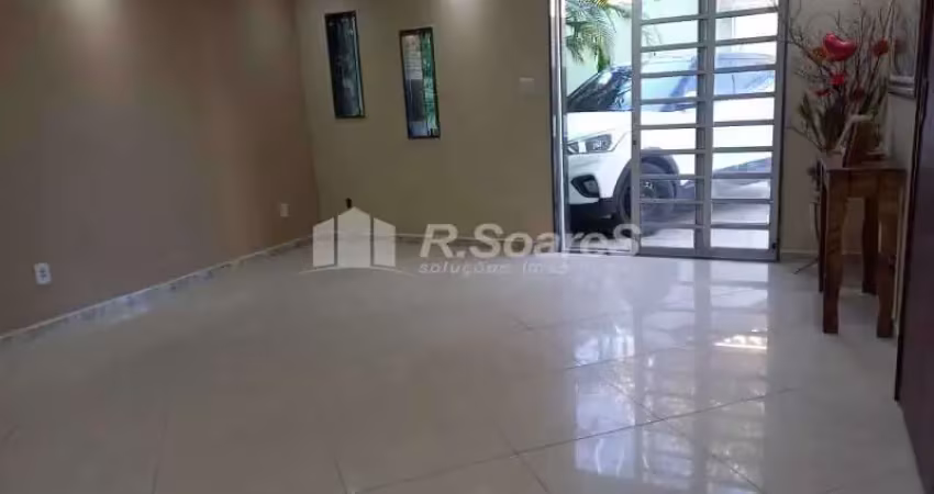 Casa com 2 quartos à venda na Rua Lomas Valentinas, Padre Miguel, Rio de Janeiro