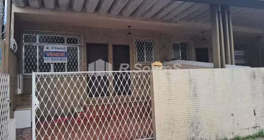 Casa com 2 quartos à venda na Rua Marina, Bento Ribeiro, Rio de Janeiro