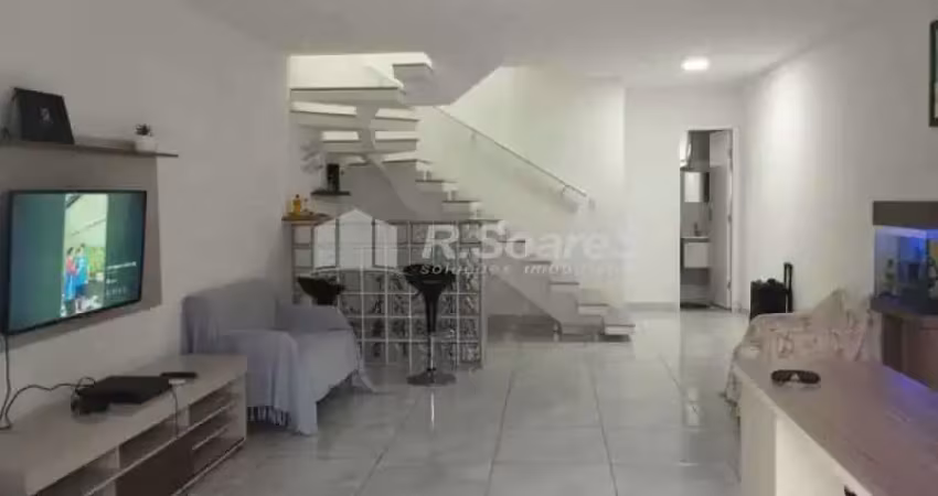 Casa em condomínio fechado com 2 quartos à venda na Estrada da Cancela Preta, Realengo, Rio de Janeiro