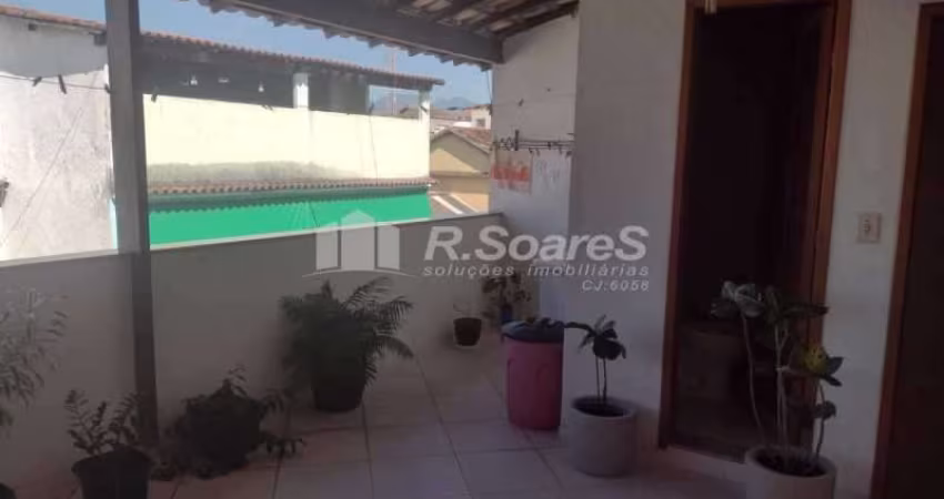 Casa em condomínio fechado com 2 quartos à venda na Rua Monclaro Mena Barreto, Vila Valqueire, Rio de Janeiro