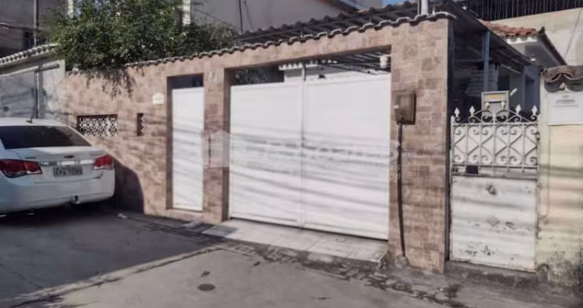 Casa com 2 quartos à venda na Travessa Hercílio Luz, Turiaçu, Rio de Janeiro