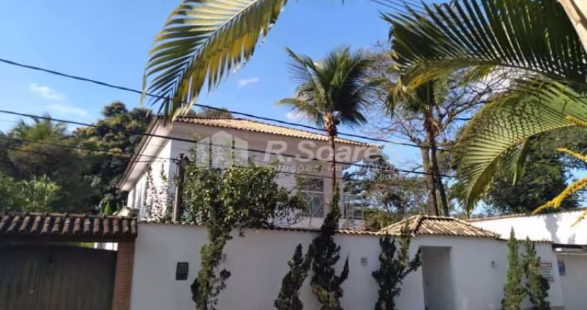 Casa em condomínio fechado com 5 quartos à venda na Rua Estela Duval, Jacarepaguá, Rio de Janeiro