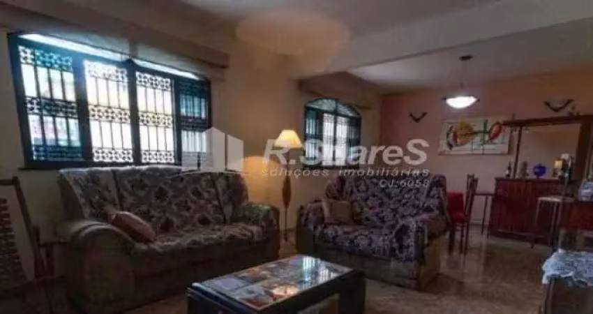 Casa com 4 quartos à venda na Rua Salvaterra, Jardim Sulacap, Rio de Janeiro