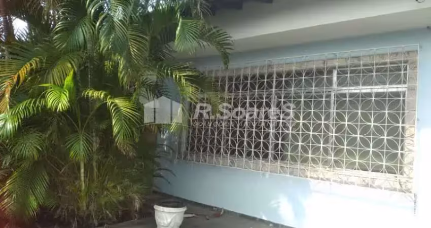 Casa com 2 quartos à venda na Rua Henrique Ferreira, Bento Ribeiro, Rio de Janeiro