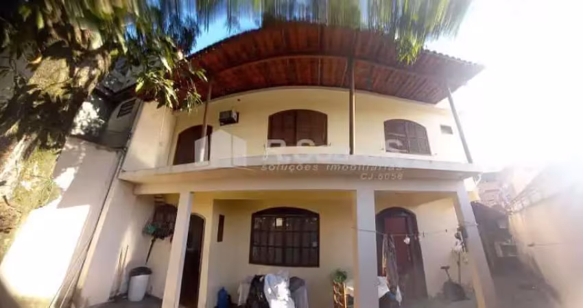 Casa com 3 quartos à venda na Estrada Henrique de Melo, Bento Ribeiro, Rio de Janeiro