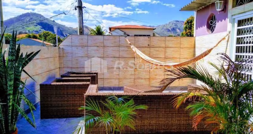 Casa com 3 quartos à venda na Rua Mário, Campinho, Rio de Janeiro