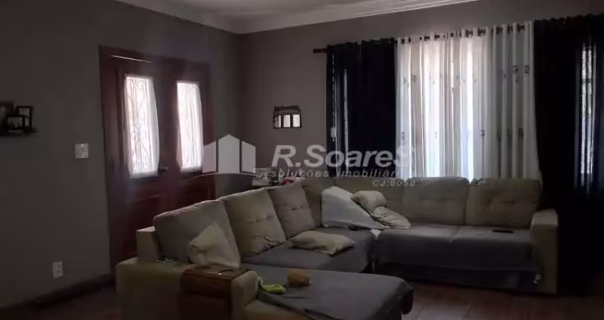 Casa com 3 quartos à venda na Rua Luís Beltrão, Vila Valqueire, Rio de Janeiro
