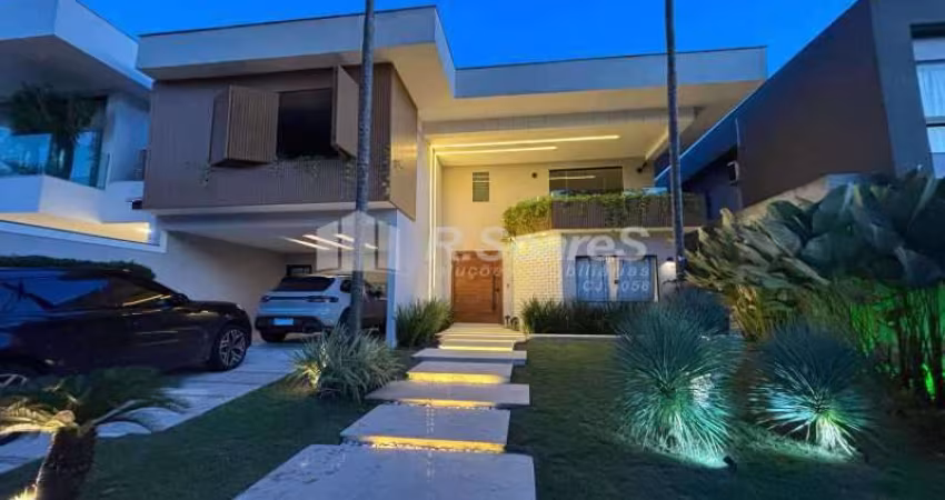 Casa em condomínio fechado com 4 quartos à venda na Rua Rachel de Queiroz, Barra da Tijuca, Rio de Janeiro