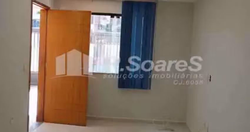 Apartamento com 2 quartos à venda na Rua Camaratuba, Vila Valqueire, Rio de Janeiro