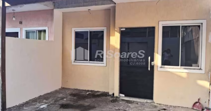 Casa com 2 quartos à venda na Rua Marília, Cabuçu, Nova Iguaçu