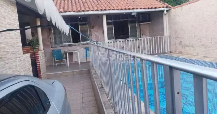 Casa com 3 quartos à venda na Rua Assis Martins, Marechal Hermes, Rio de Janeiro