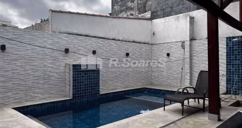 Casa com 3 quartos à venda na Rua das Rosas, Vila Valqueire, Rio de Janeiro
