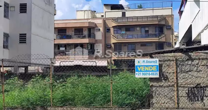 Terreno à venda na Rua Jambeiro, Vila Valqueire, Rio de Janeiro