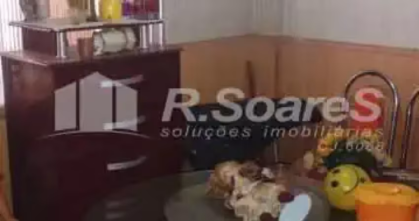 Apartamento com 2 quartos à venda na Rua Luís Beltrão, Vila Valqueire, Rio de Janeiro