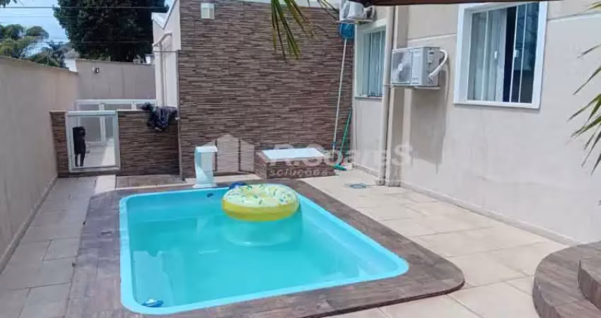 Casa com 3 quartos à venda na Rua Silio Bocanera, Jardim Sulacap, Rio de Janeiro