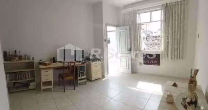Casa em condomínio fechado com 5 quartos à venda na Rua Maria José, Madureira, Rio de Janeiro