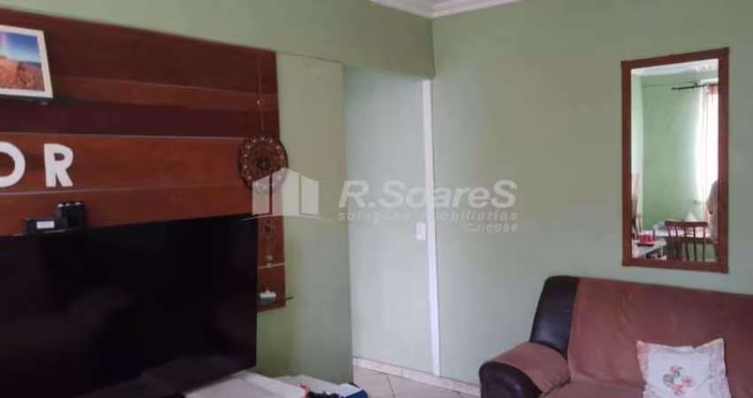 Apartamento com 2 quartos à venda na Estrada da Água Branca, Realengo, Rio de Janeiro