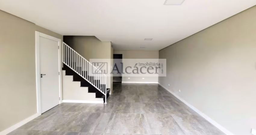 Sobrado com 3 quartos  para alugar, 150.00 m2 por R$7300.00  - Campo Comprido - Curitiba/PR