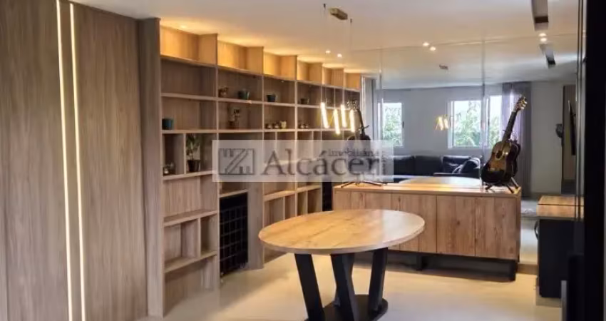 Excelente residência de alto padrão em condomínio fechado no umbará.