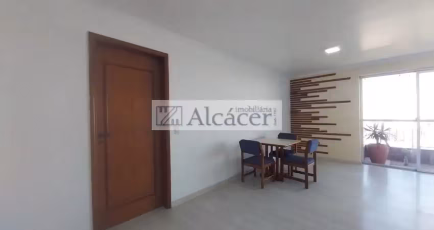 Apto com excelente area util (152m2) de frente ao cep (colégio estadual do paraná)
