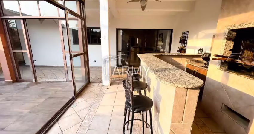 Casa com 3 quartos à venda na Rua Nestor Victor, 641, João Gualberto, Paranaguá