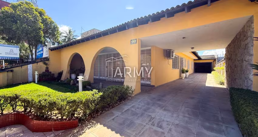 Casa com 3 quartos à venda na Rua Rodrigues Alves, Centro Histórico, Paranaguá
