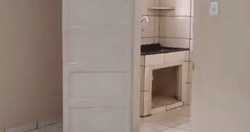 Casa com 1 quarto para alugar na Vila Leonor, São Paulo 