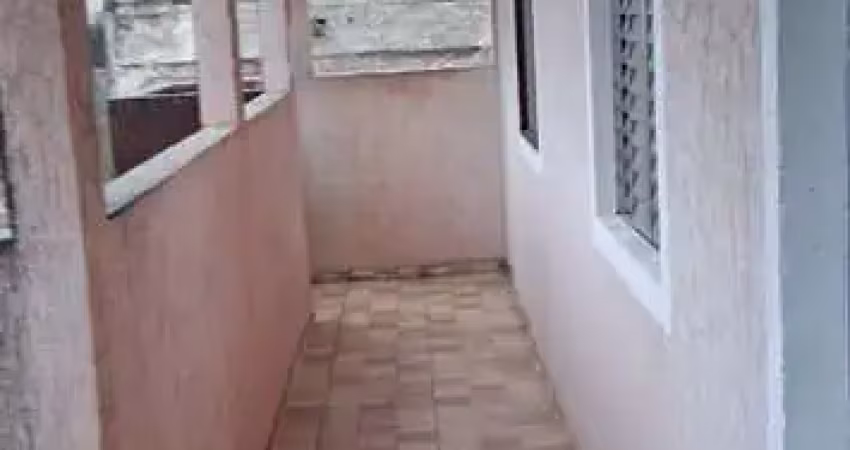 Casa com 2 quartos para alugar na Vila Gustavo, São Paulo 