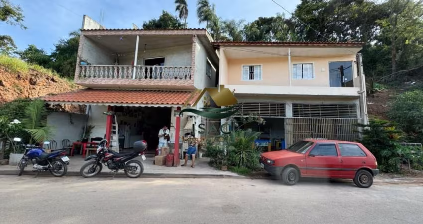 OPORTUNIDADE!!! Terreno contendo os dois sobrados á venda em Terra Preta, Mairiporã/SP