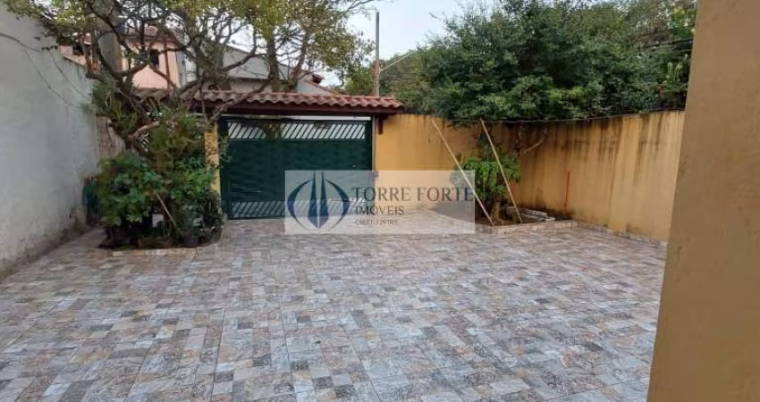 Bela casa 2 dormitórios 6 vagas e um amplo quintal na Vila Formosa