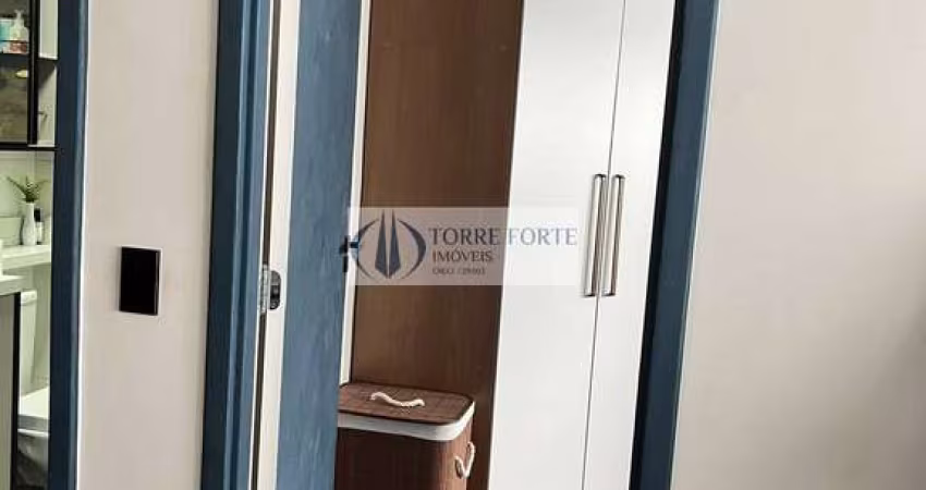Belo Apartamento com 2 Dormitórios em Vila Formosa