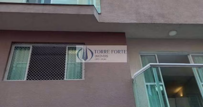 Sobrado 3 dormitórios 3 vagas em condominio fechada Vila Invernada