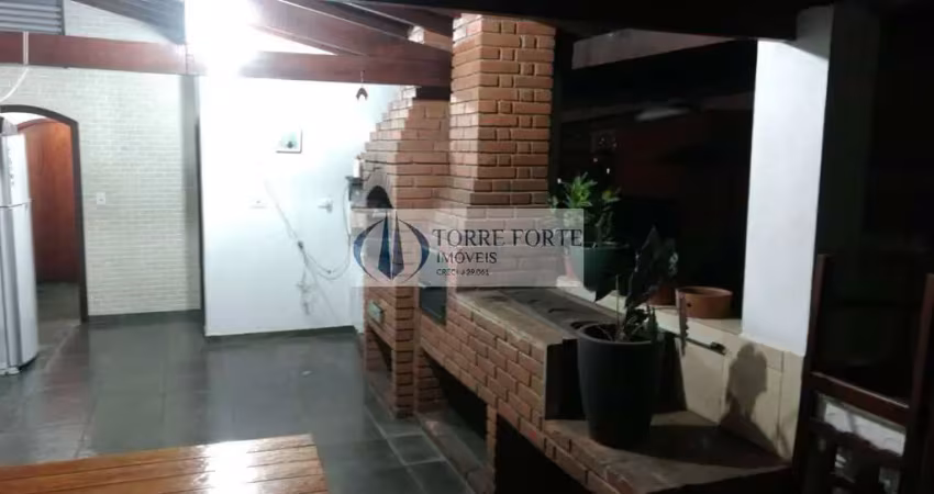 Lindo Sobrado 2 dormitórios , 1 suíte, 3 vagas com área gourmet