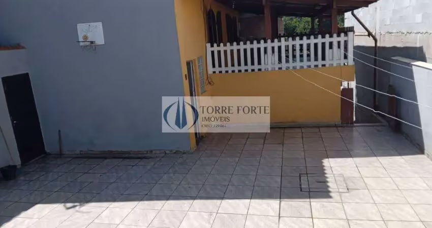 Casa com 3 dormitorios, 1 suíte e 3 vagas em Santo André