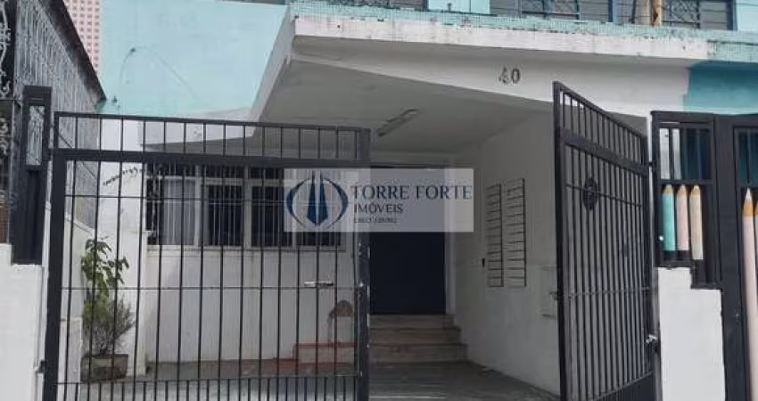 Sobrado com 2 dormitorios 2 vagas de garagem na Cidade São Mateus.