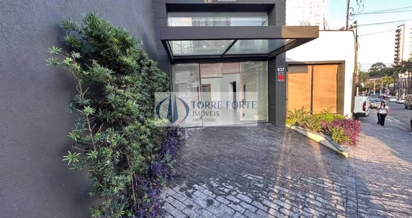 Ótimo Salão Comercial com 142,72 m² na Vila Regente Feijó .