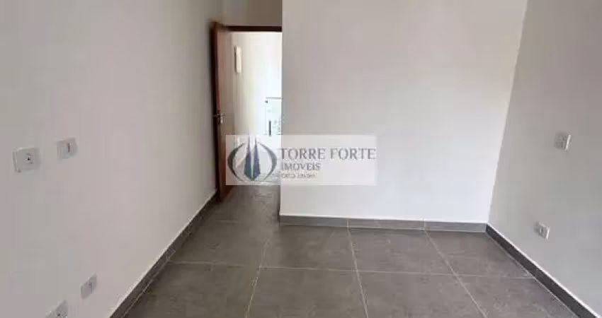 Linda casa com 3 dormitórios, sacada e 2 vagas na Vila Guilherme