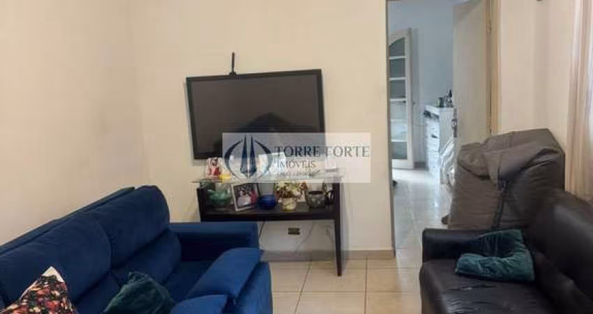 Linda casa com 2 dormitórios e 1 vaga na Parada Inglesa