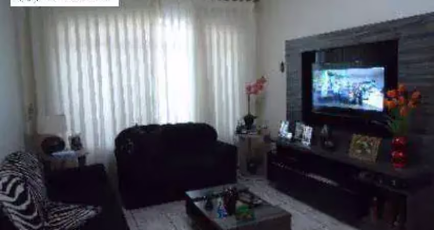 Sobrado triplex com 3 dormitórios, suíte na chácara mafalda.