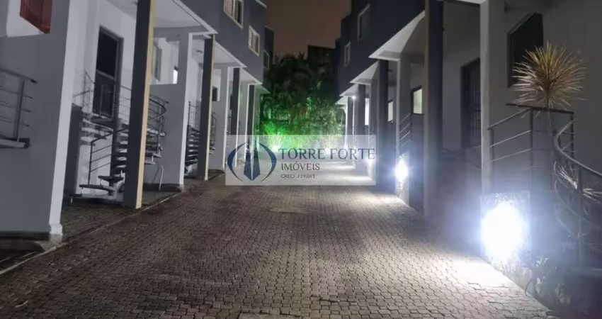 Sobrado em condominio com 2 dormitorios 2 vagas na vila carmosina.