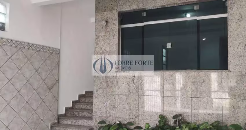 Sobrado com 3 dormitórios, 1 suíte, 4 banheiros e 2 vagas no piqueri